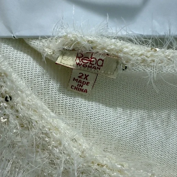 Reba Cream Fuzzy Collar Sweater - Picture 3 of 4